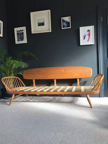 Blonde Ercol Studio Couch / Daybed