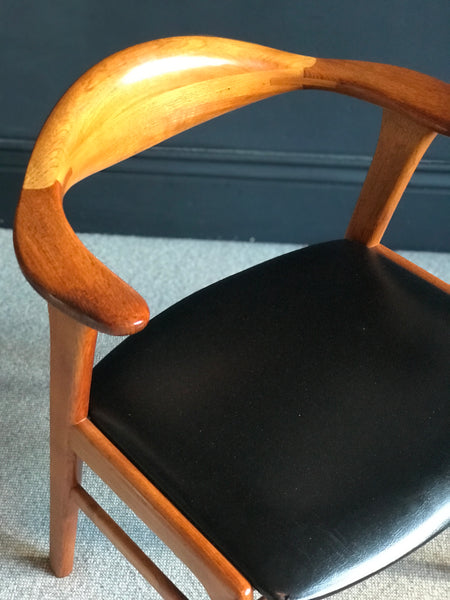Erik Kirkegaard no 49 teak desk chair with black vinyl • Danish • retro • mid century