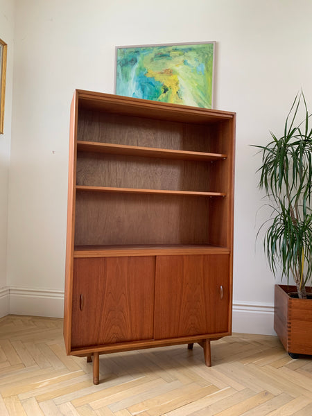 Herbert Gibbs tall display unit