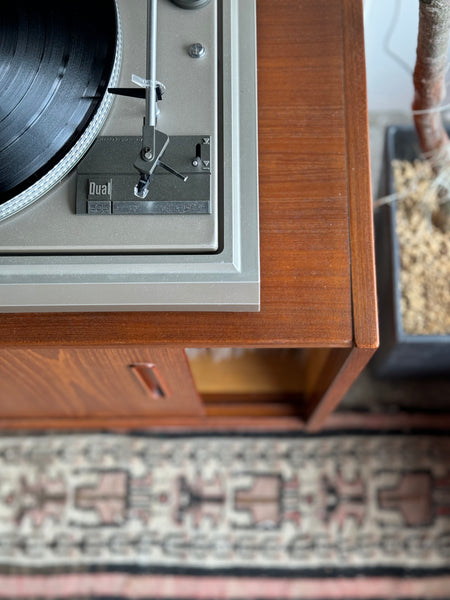 Nils Jonsson for Troeds - Gigant teak sideboard