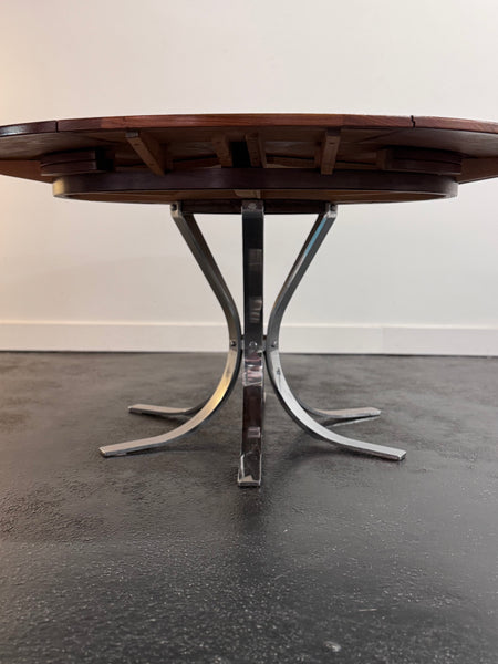 Dyrlund Lotus Table on chrome base
