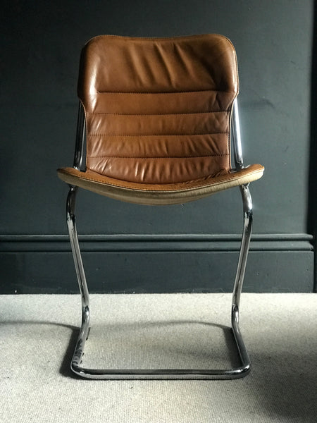 Tan leather and chrome cantilever 70s Italian chairs