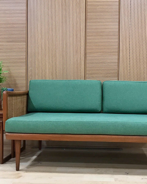 Peter Hvidt and Orla Molgaard-Nielsen FD453 mid-century daybed sofa • 50s • 60s